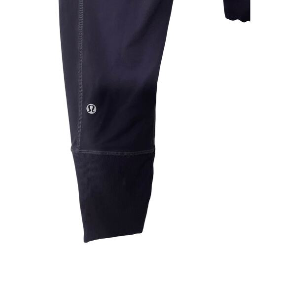 Lululemon Rebel Runner Crop Grape Stripe Zip Ankle Leggings SZ 4 Pedal Pusher - Picture 5 of 9